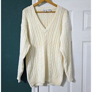 Vintage Petite Be Ivory Cable Knit Sweater Pullover V Neck L Rory Gilmore Chunky